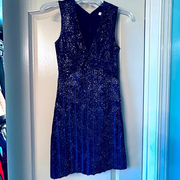 BCBGeneration Dresses & Skirts - BCBGeneration Navy , Velvety dress with gold speckle & stars. Sz 0